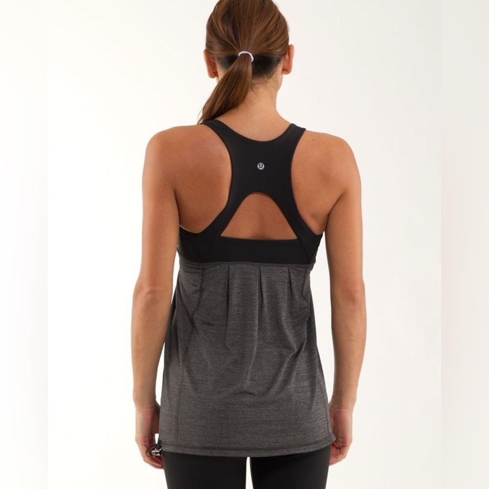 Lululemon Run: Your Heart Out Tank
Heathered Black / Black